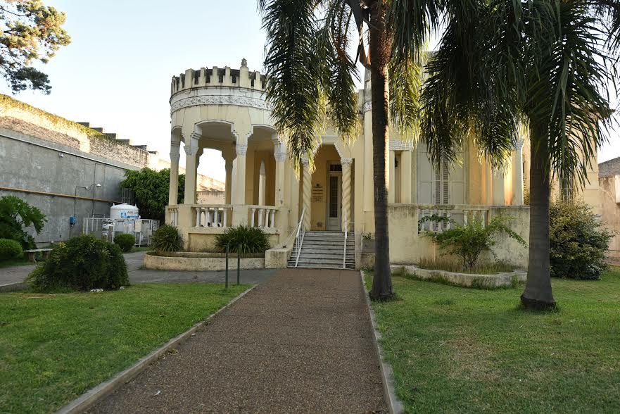 Casona en Av. del Rosario (César Arfeliz)