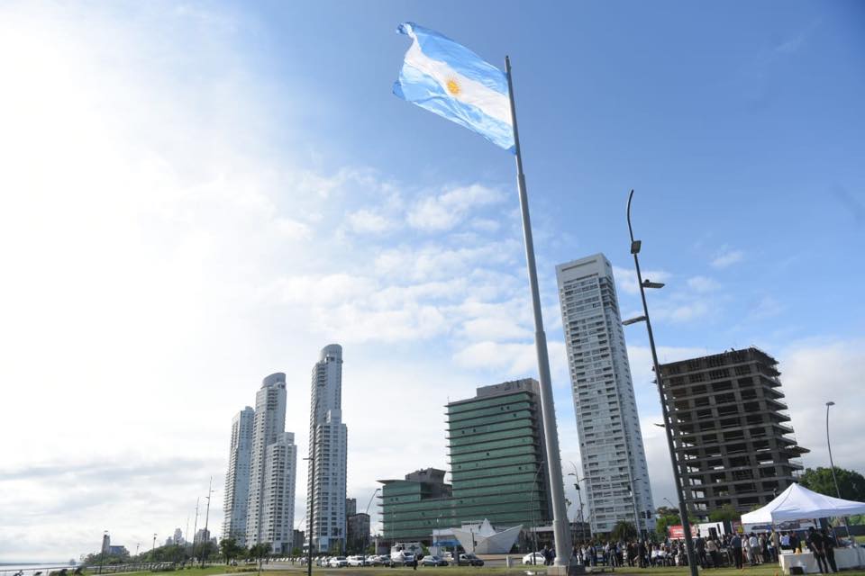 bandera_ow.jpg