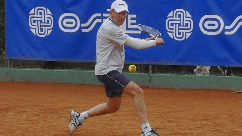 jorge_capella_tenis_seniors_crop1534779169700.jpg_501420591.jpg