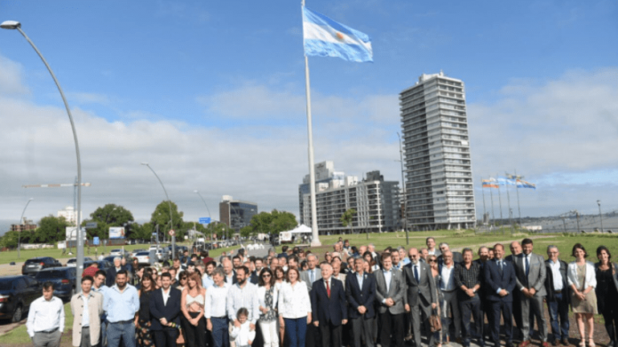 mastil.png_1305449671_696x391.png