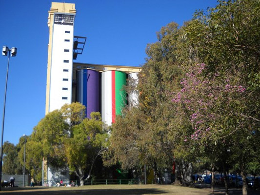 silos_davis.jpg
