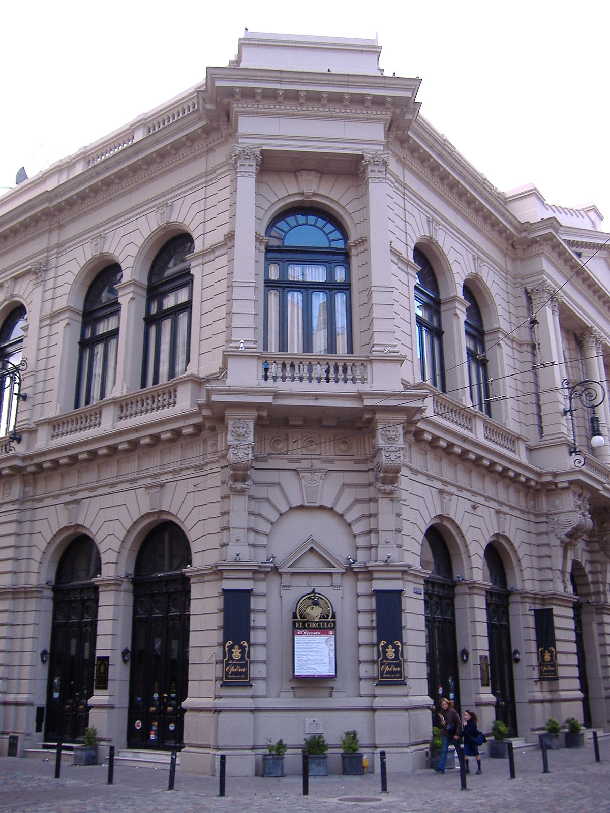 1200px_teatro_el_circulo_1.jpg