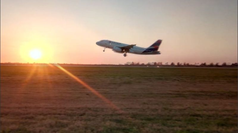 air.jpg_1756841869.jpg