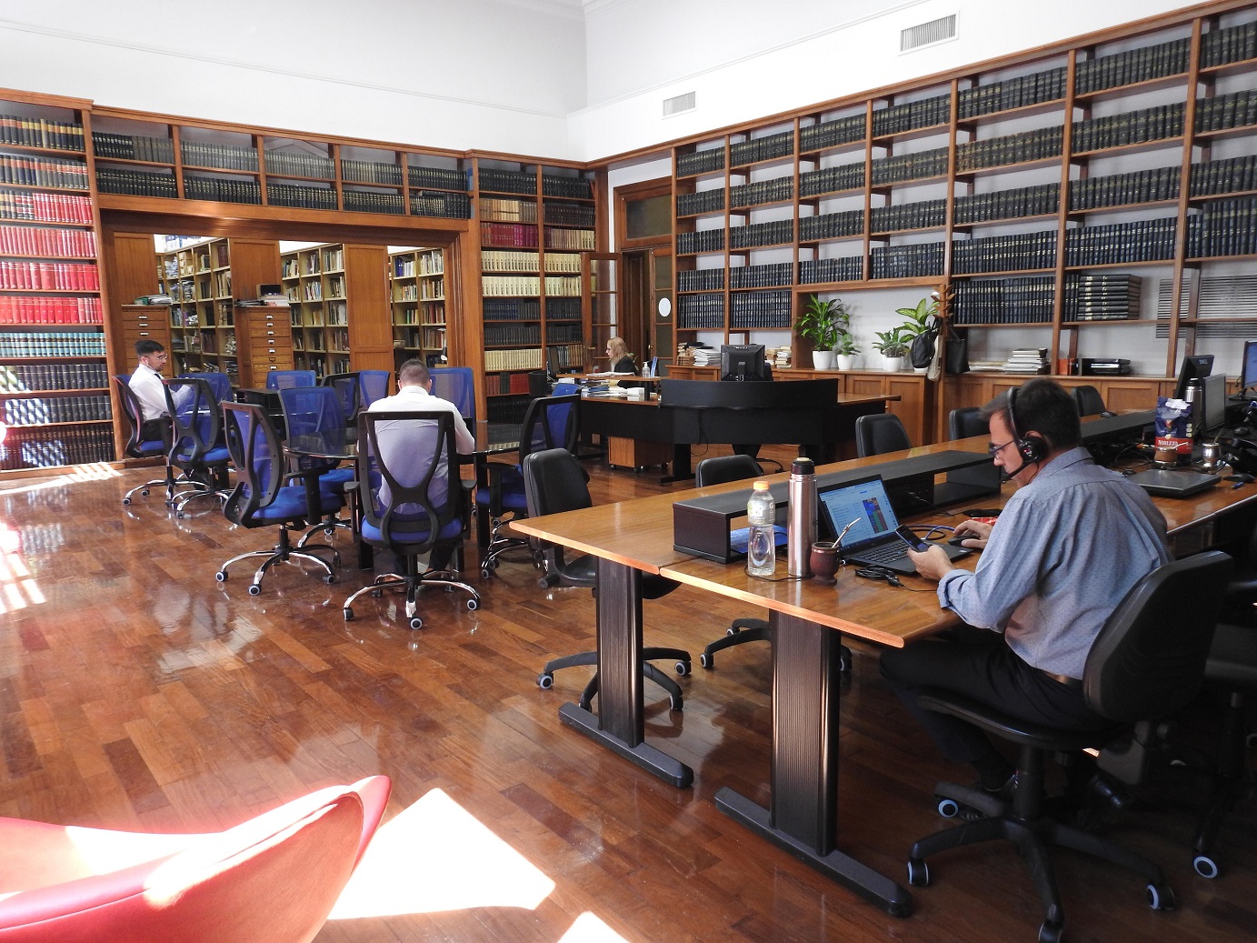 ph_biblioteca BCR