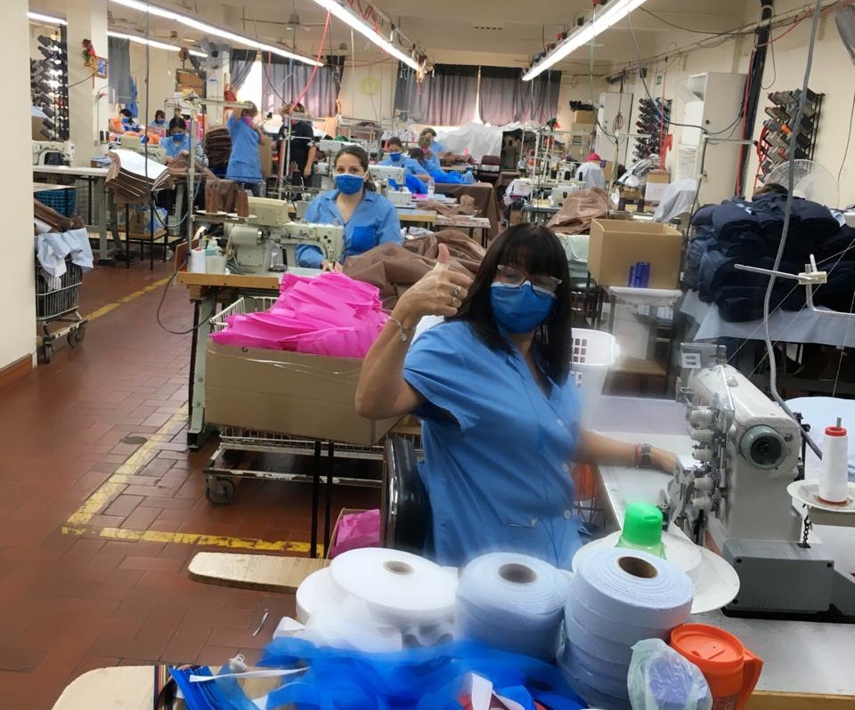 ph_empleadas_textiles1.jpg